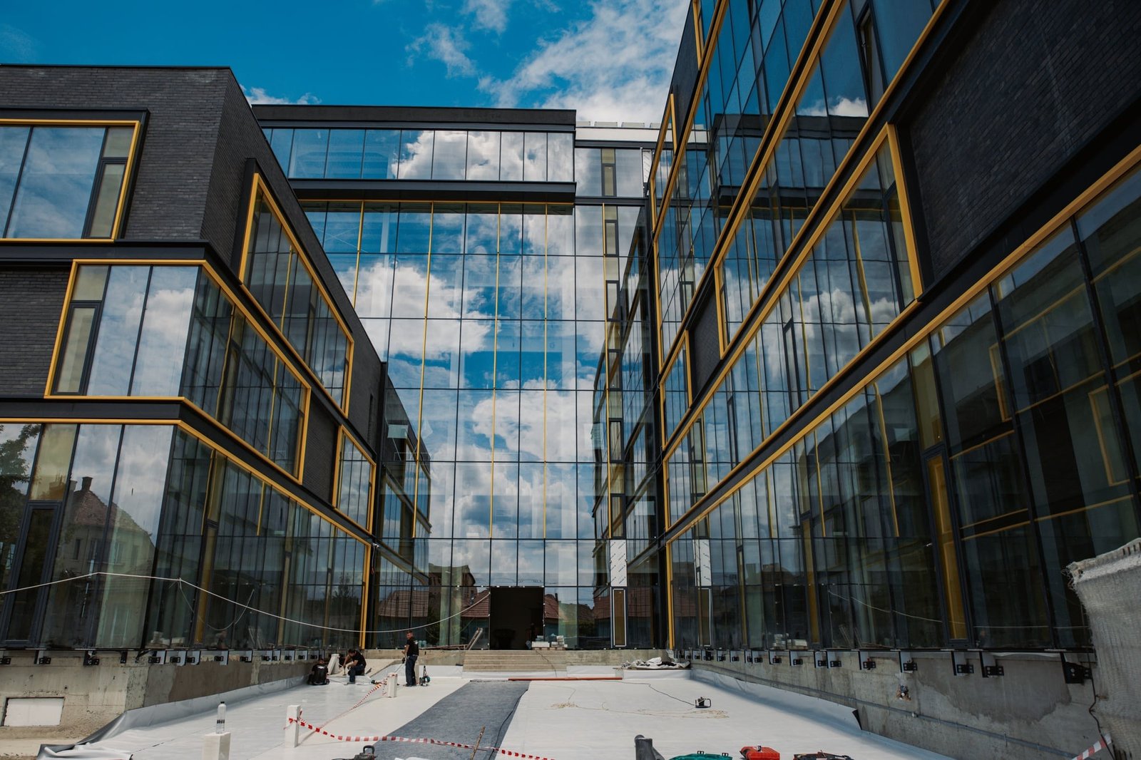 Business center and office development